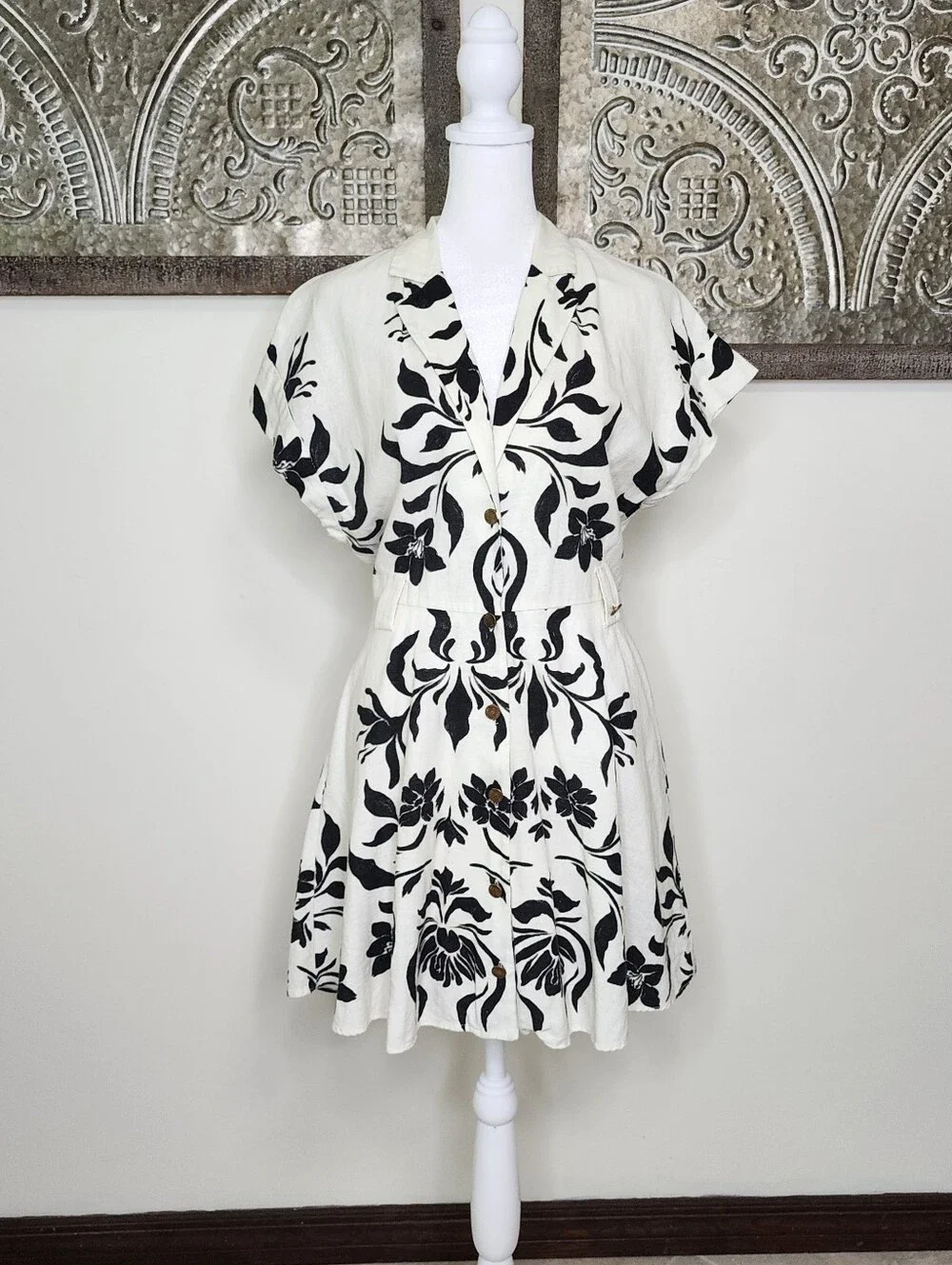 Zara Cream & Black Floral Linen Blend Button-Front Fit-and-Flare Dress Large - Picture 3 of 16